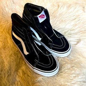 Vans Sk8 Hi Black Sneakers